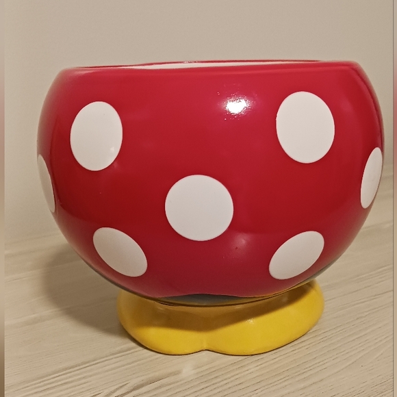 Adorable Minnie Mouse Planter with Yellow Base - Picture 2 of 5